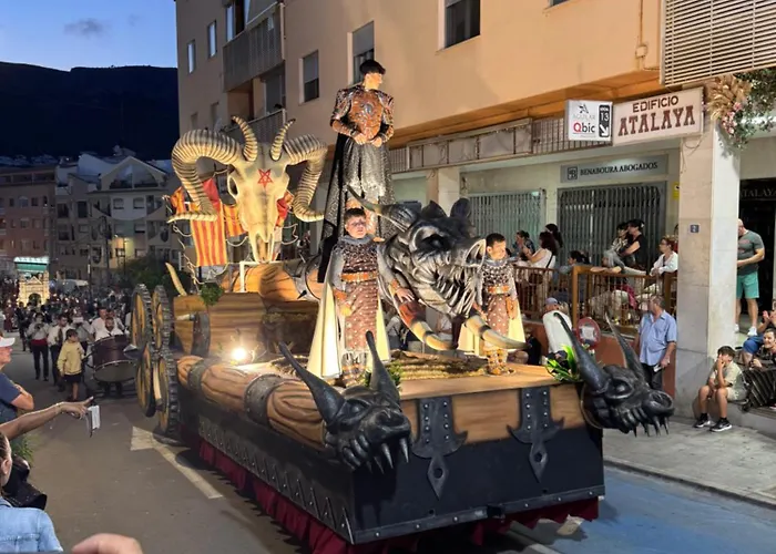 Avocadohome ヴィラ カルプ