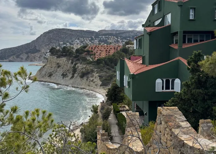 Avocadohome Villa